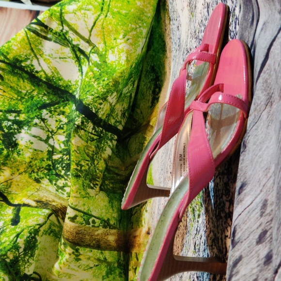 Rampage Size8 1/2 Pink open toe, pump - Picture 2 of 6